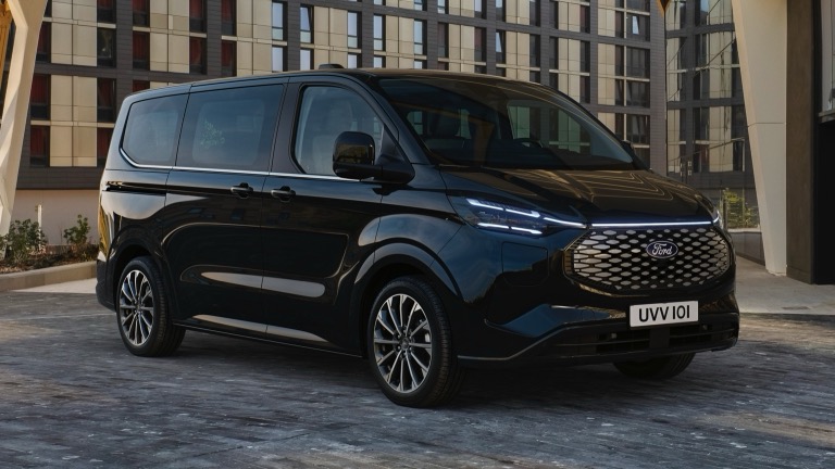 Ford e-Tourneo Custom L2 210 kW
